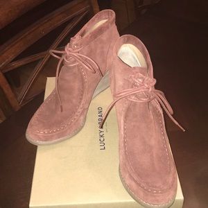 Lucky suede wedge booties